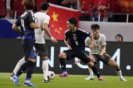 体育英联杯：顺利晋级 布莱顿队3-2狼队